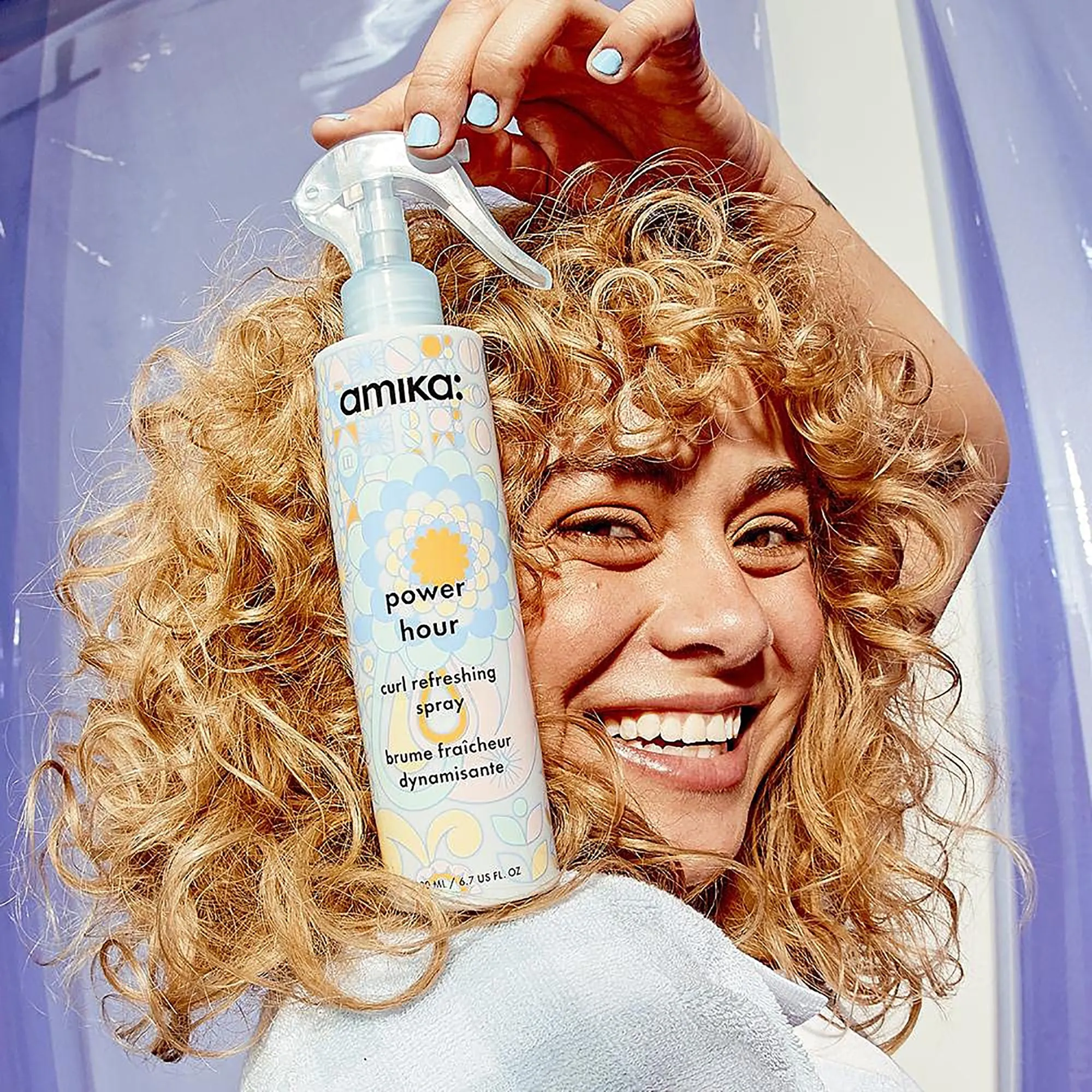 Amika Power Hour Curl Refresh Spray