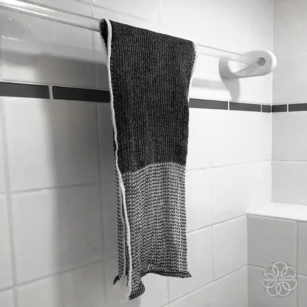 Binchotan Charcoal Body Scrub Towel