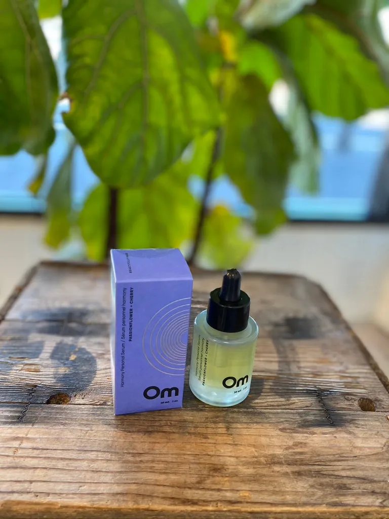 Om Organics - Passionflower   Cherry Harmony Personal Serum